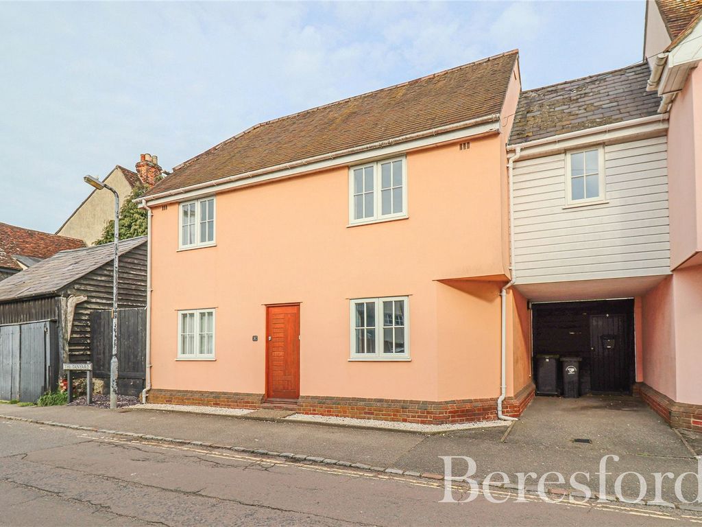 3 bed linkdetached house for sale in Copthall Lane, Thaxted CM6 Zoopla