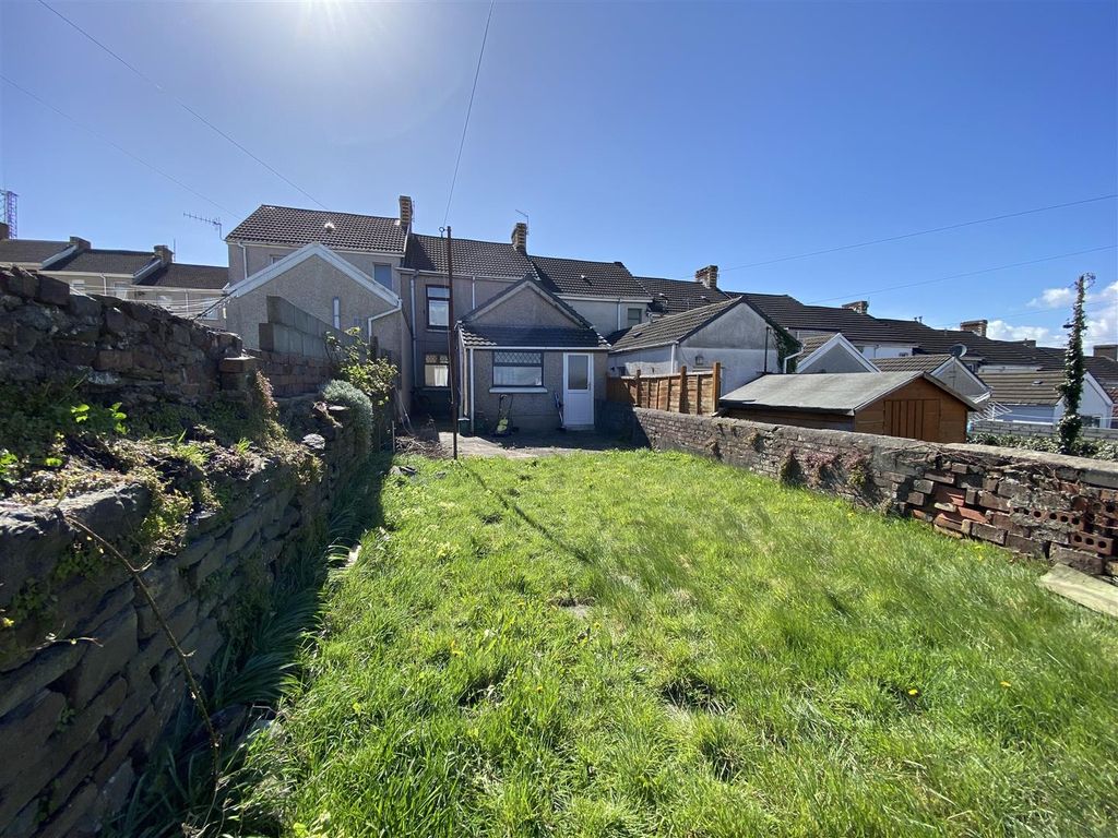 3 bed property for sale in Bigyn Road, Llanelli SA15 Zoopla