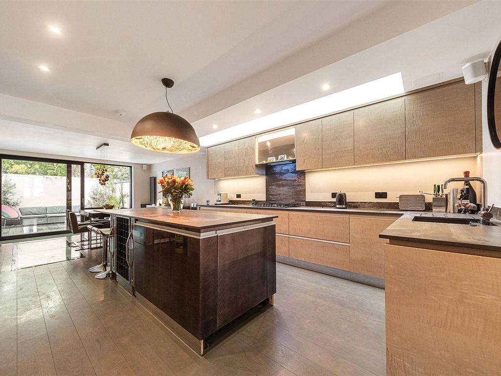 Settrington Road, London SW6  