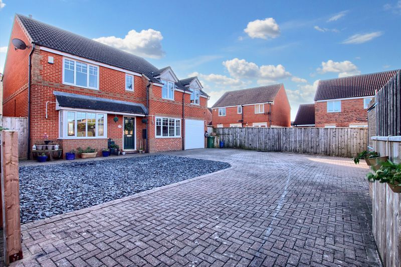 4 bed detached house for sale in Clydach Grove, Ingleby Barwick