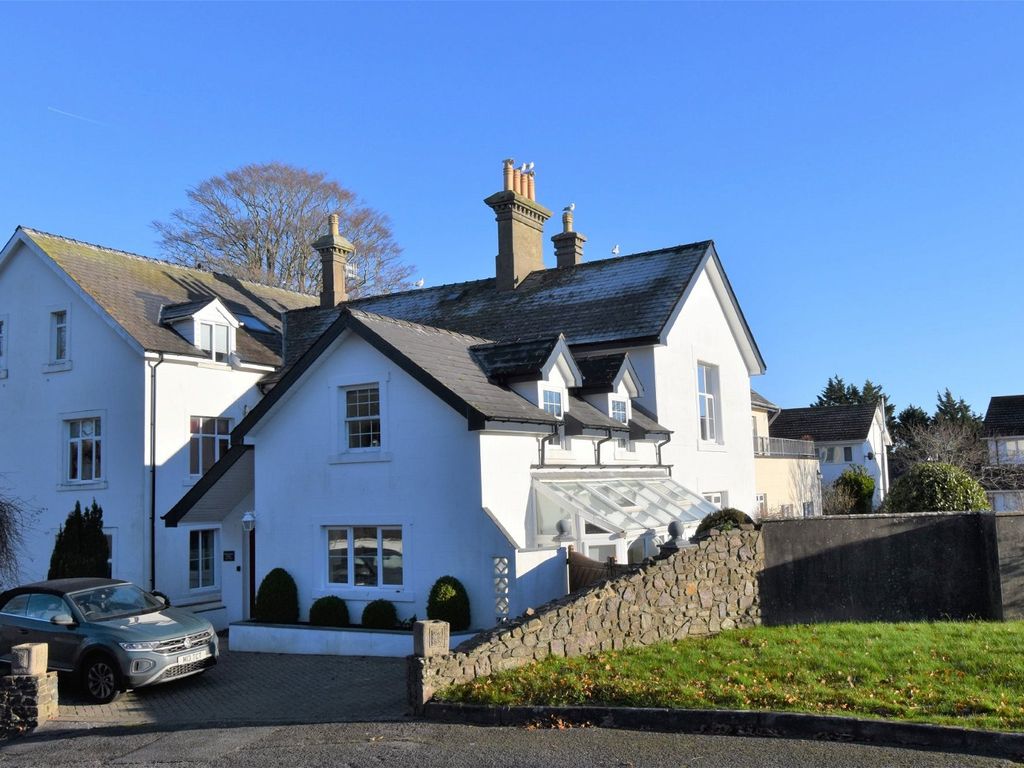 3 bed semidetached house for sale in Rosemount House & Little