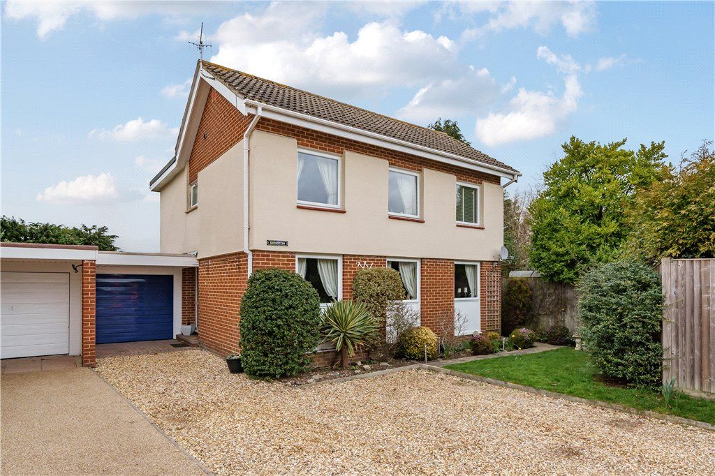 4 bed detached house for sale in Wynyards Gap, North Baddesley