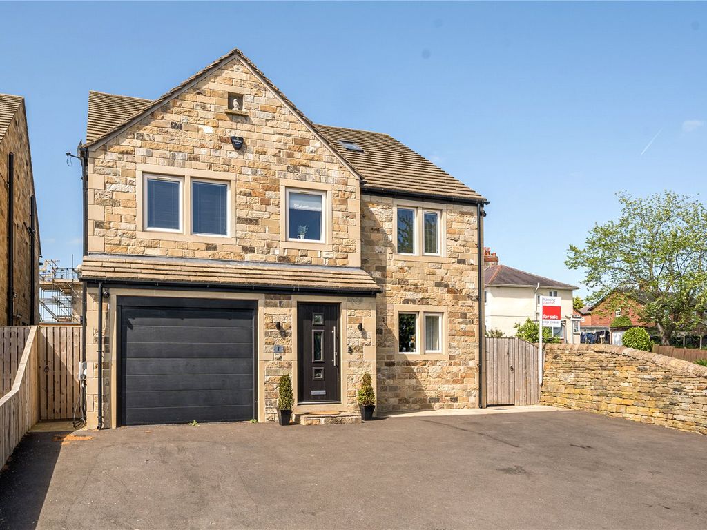 5 bed detached house for sale in Ivy Ridge, Moorhouse Drive
