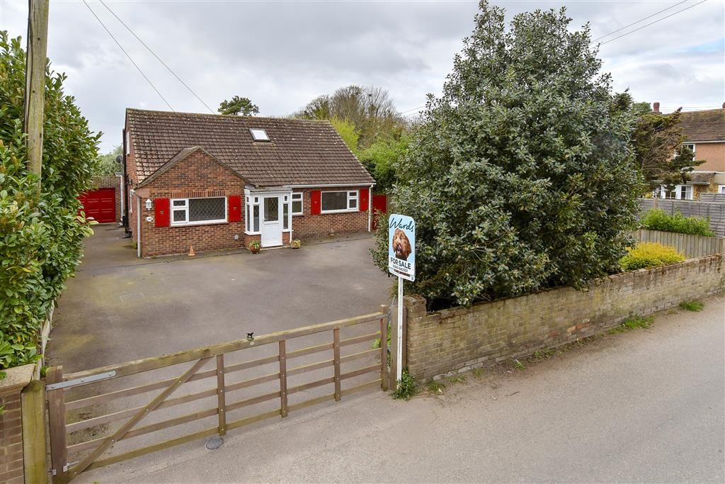 3 bed chalet for sale in Monkton Street, Monkton, Ramsgate, Kent CT12