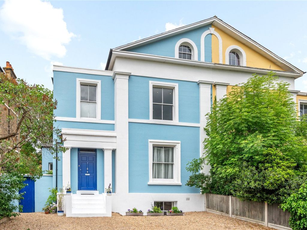 5 bed semidetached house for sale in Shooters Hill Road, Blackheath