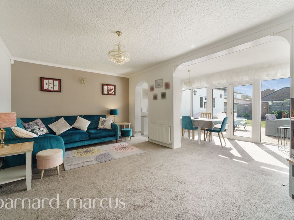 4 bed bungalow to rent in Benfleet Close, Sutton SM1, £2,500 pcm Zoopla