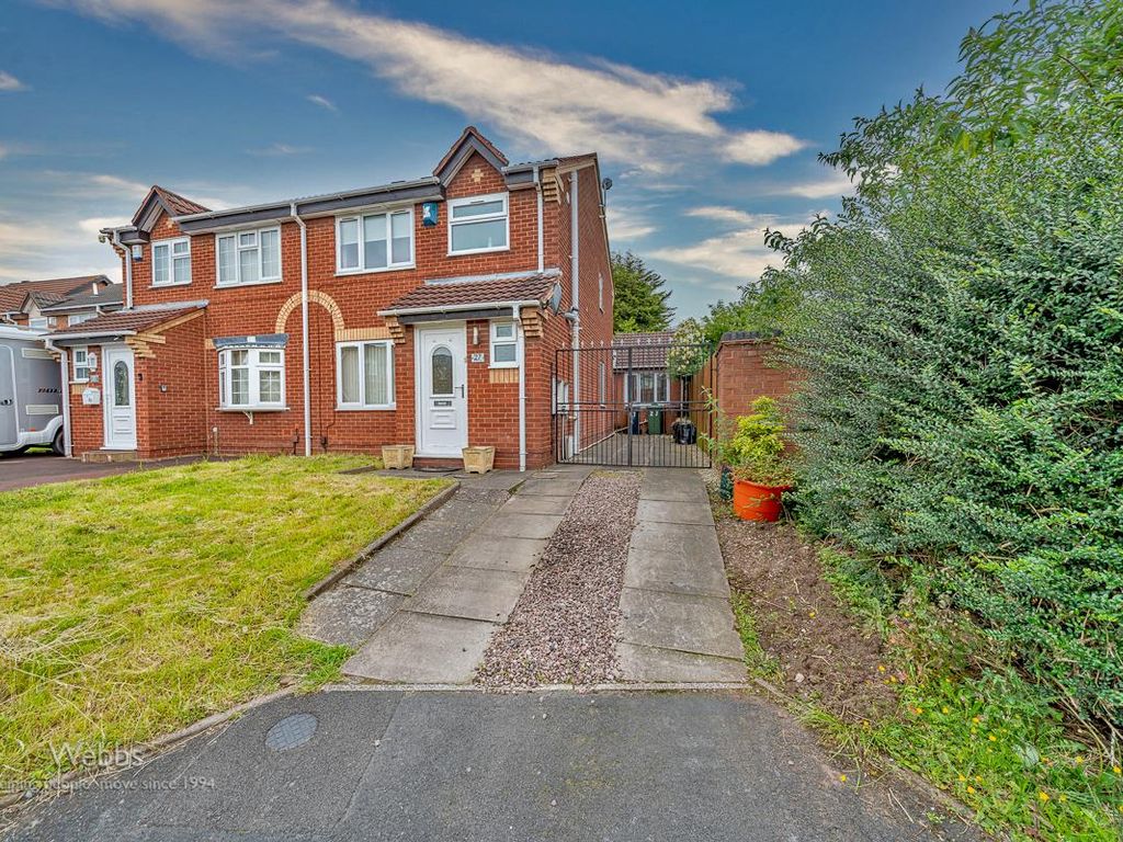 3 bed semidetached house for sale in Glaisedale Grove, Willenhall WV13