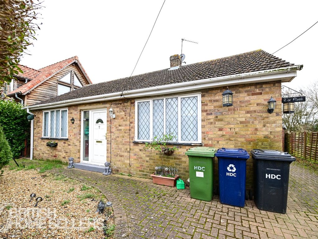 2 bed bungalow for sale in Stonely Road, Easton, Huntingdon