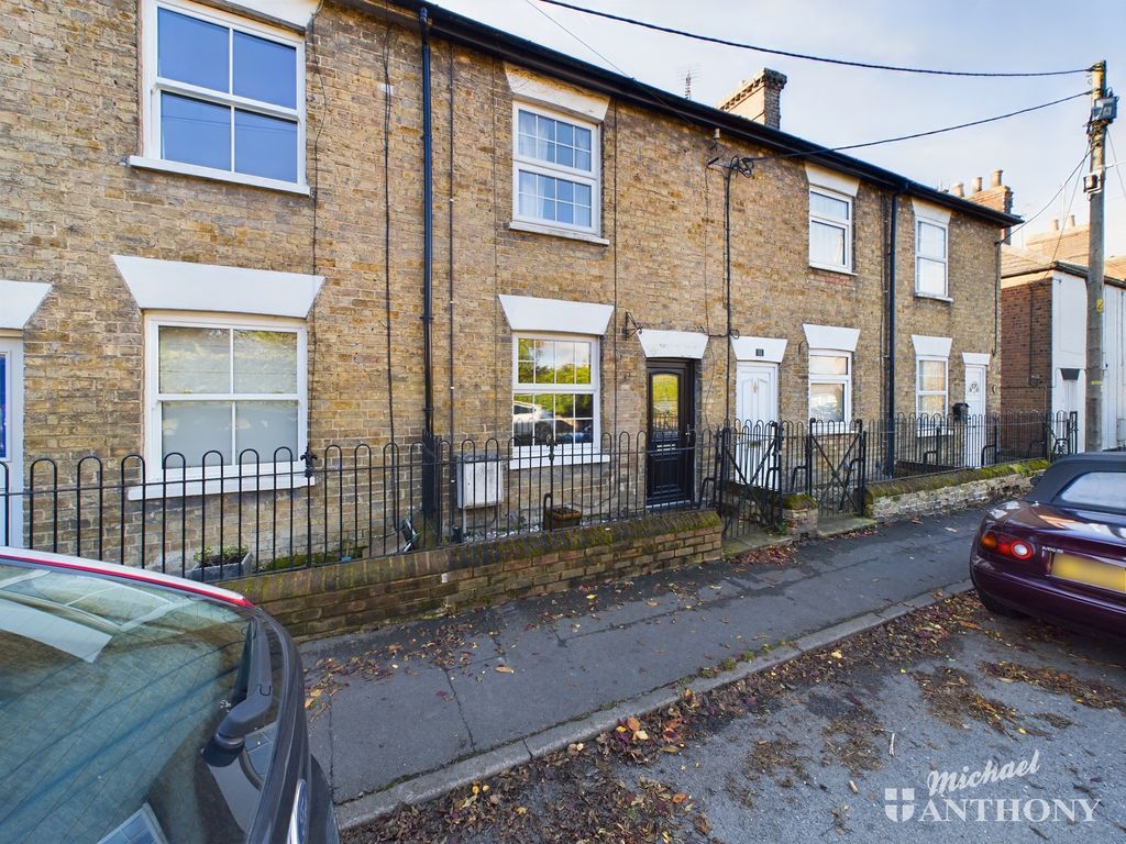 1 bed terraced house for sale in Cheddington Road, Pitstone, Leighton
