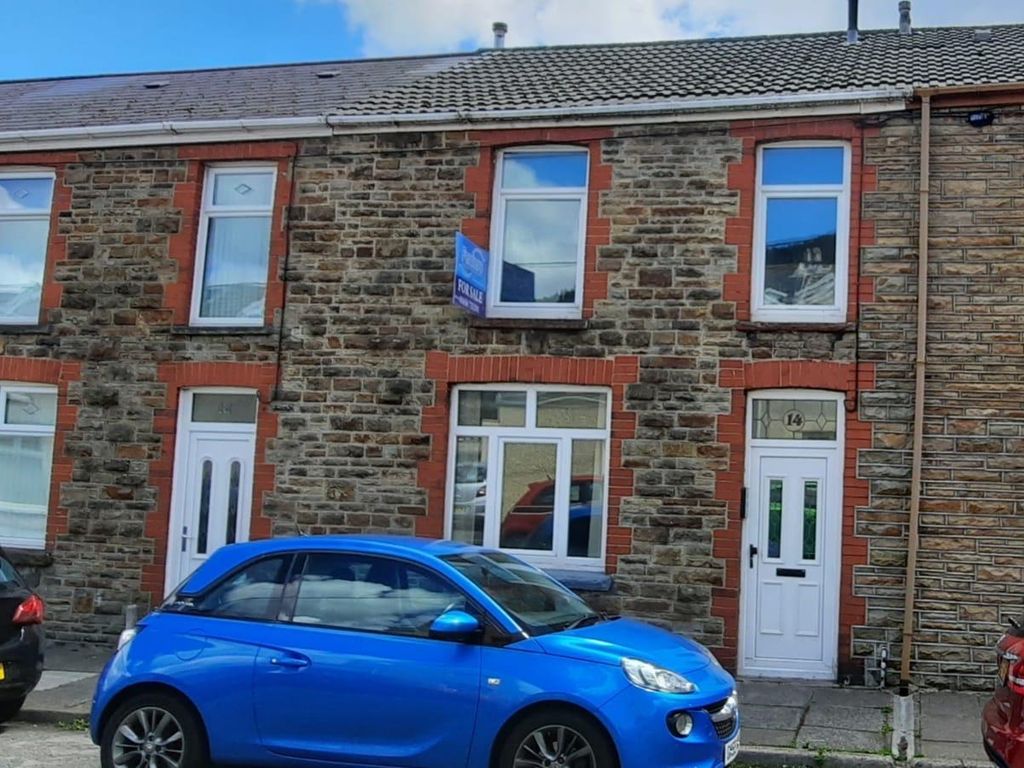 3 bed terraced house to rent in Coronation Terrace, Nantyffyllon