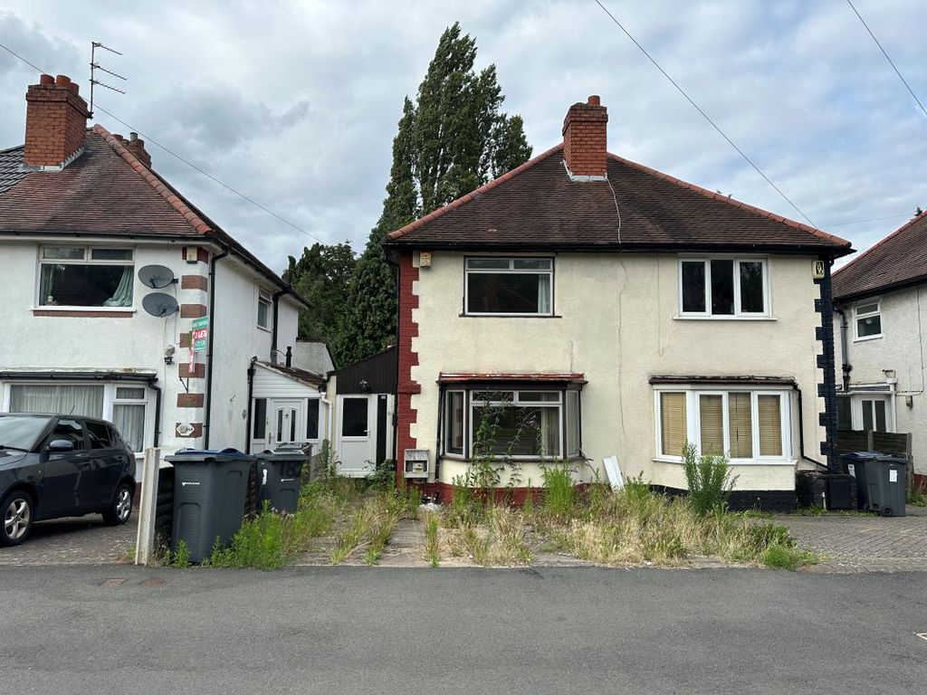 2 bed semidetached house for sale in 182 Reservoir Road, Selly Oak, Birmingham B29, £49,000