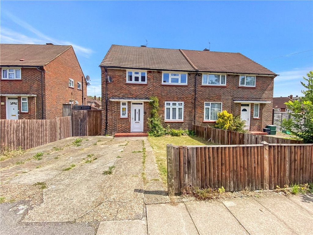 3 bed semidetached house for sale in Mickleham Road, St Pauls Cray