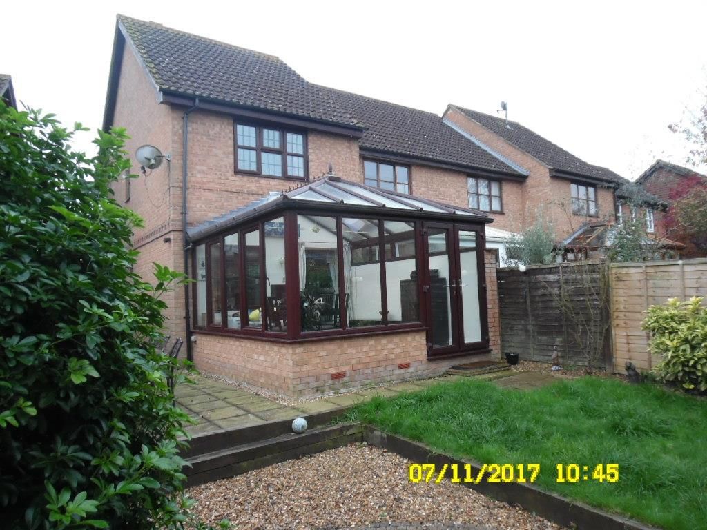 2 bed end terrace house to rent in Garden Way, Kings Hill, West Malling
