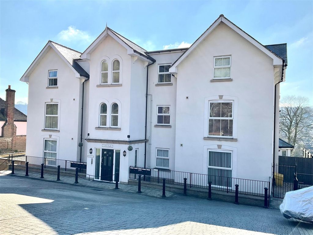 2 bed flat for sale in London Road, River, Dover CT17 Zoopla