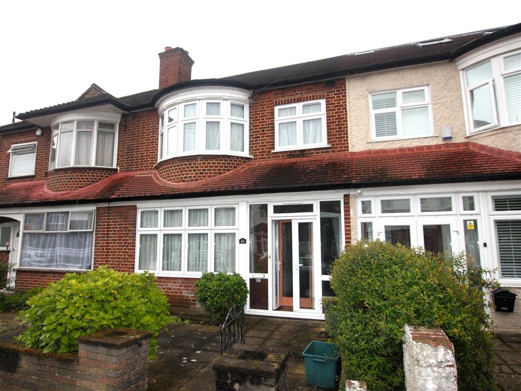 3 bed terraced house for sale in Edgehill Road, Mitcham CR4, £499,000