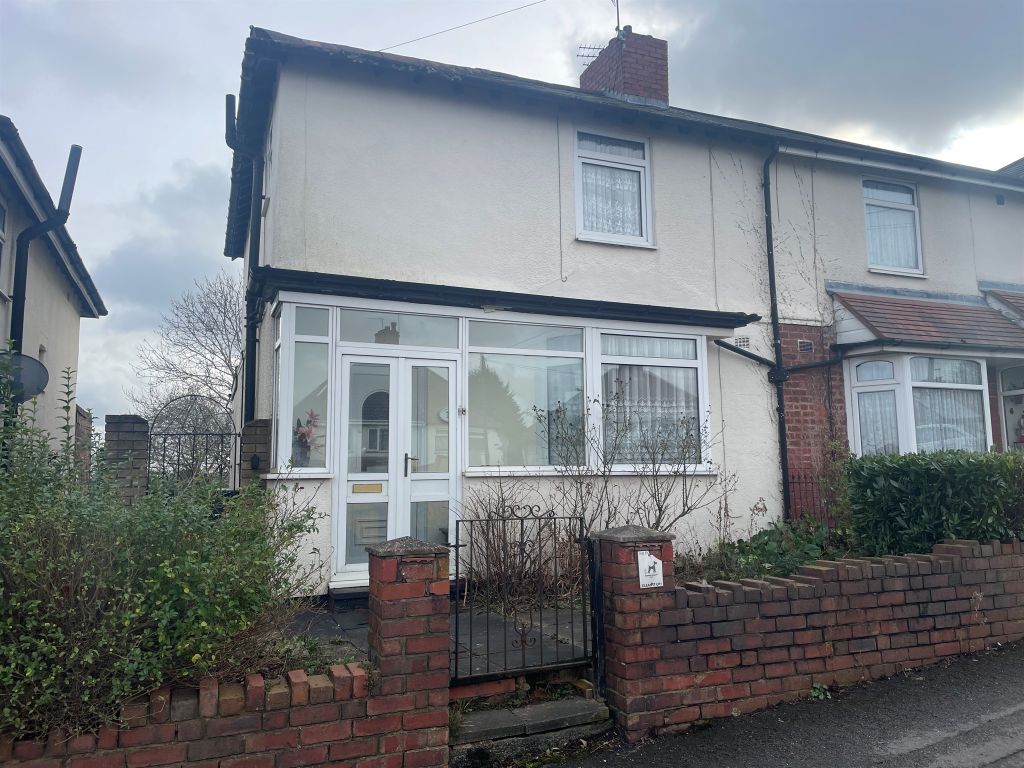 3 bed semidetached house for sale in Bristnall Hall Crescent, Oldbury