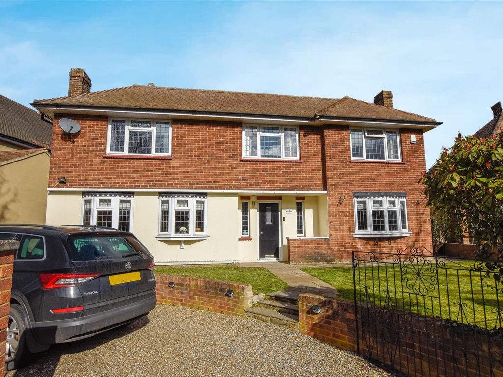 4 bed detached house for sale in Rochester Road, Gravesend DA12 Zoopla