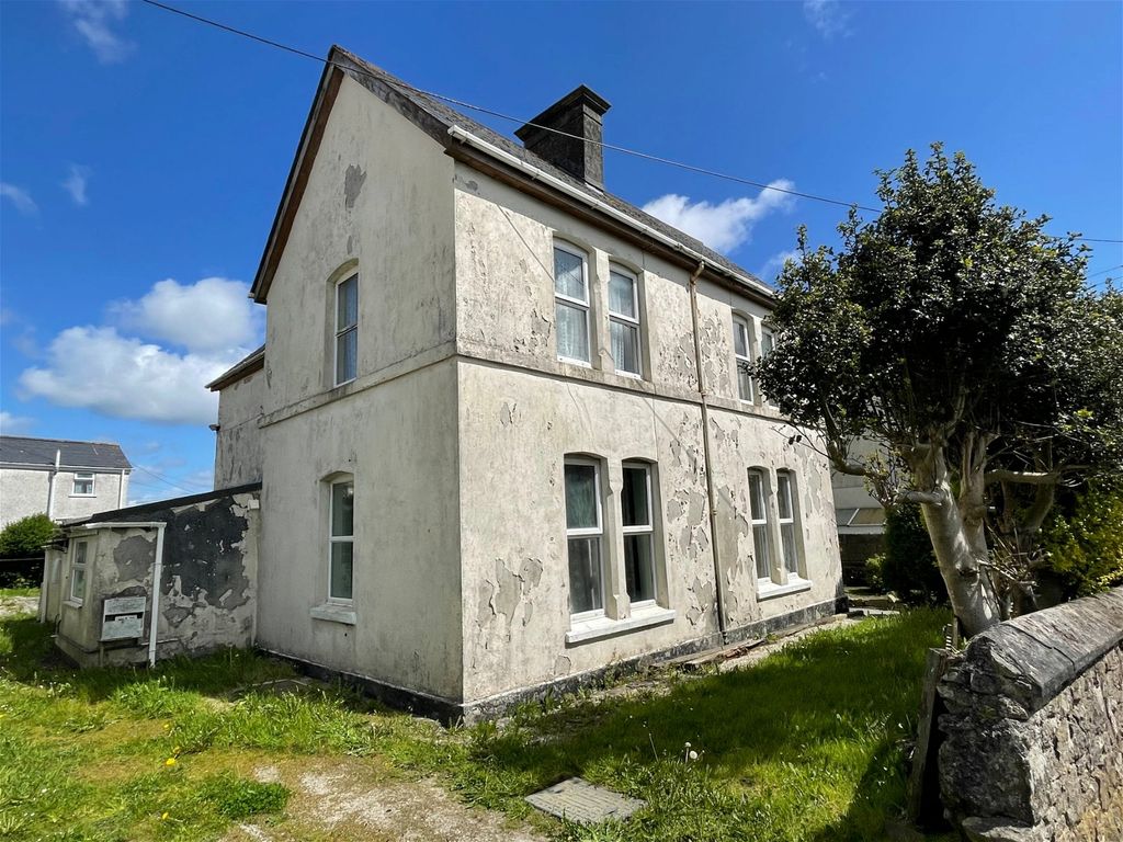 4 bed detached house for sale in Slades Road, St. Austell PL25 Zoopla