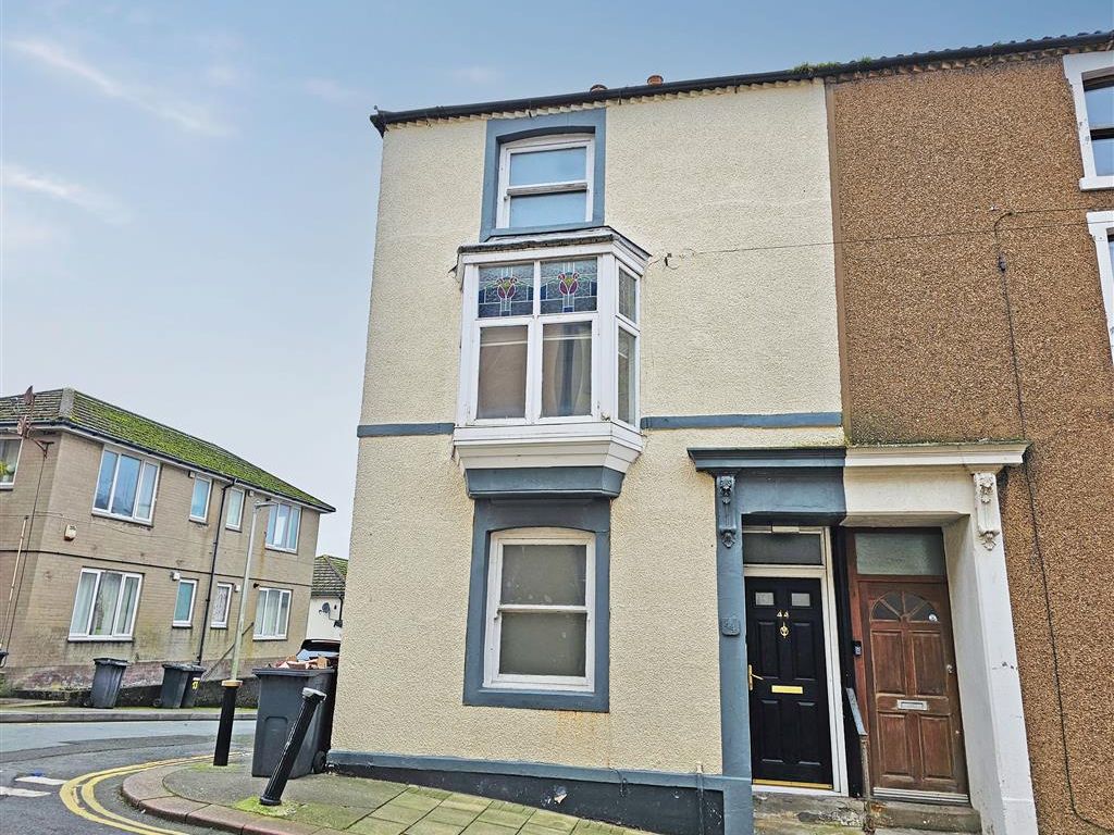 3 bed end terrace house for sale in Crosby Street, Maryport CA15, £