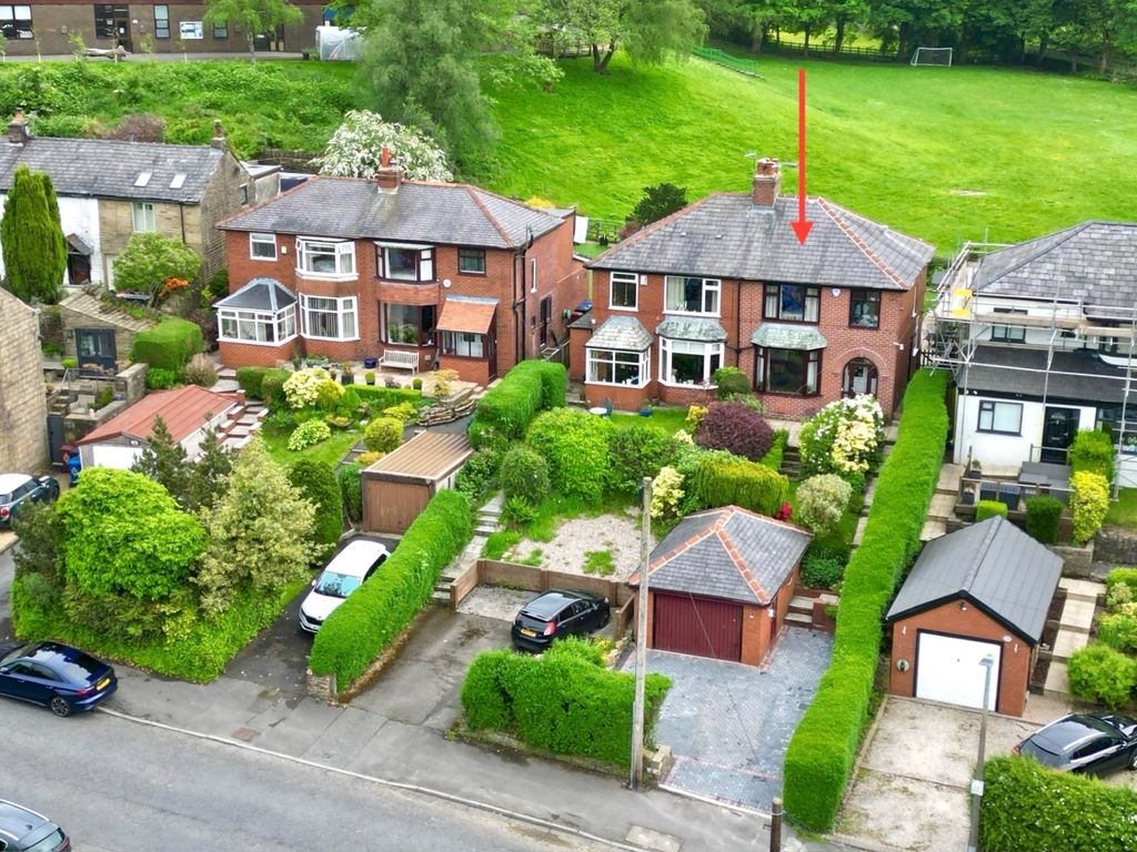 3 bed semidetached house for sale in Bolton Road, Edgworth, Turton