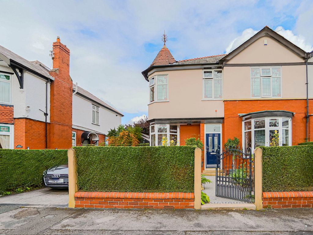 4 bed semidetached house for sale in Mulgrave Avenue, AshtonOnRibble