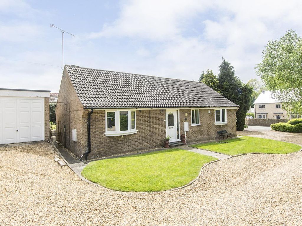 3 bed detached bungalow for sale in South Road, Oundle, Peterborough