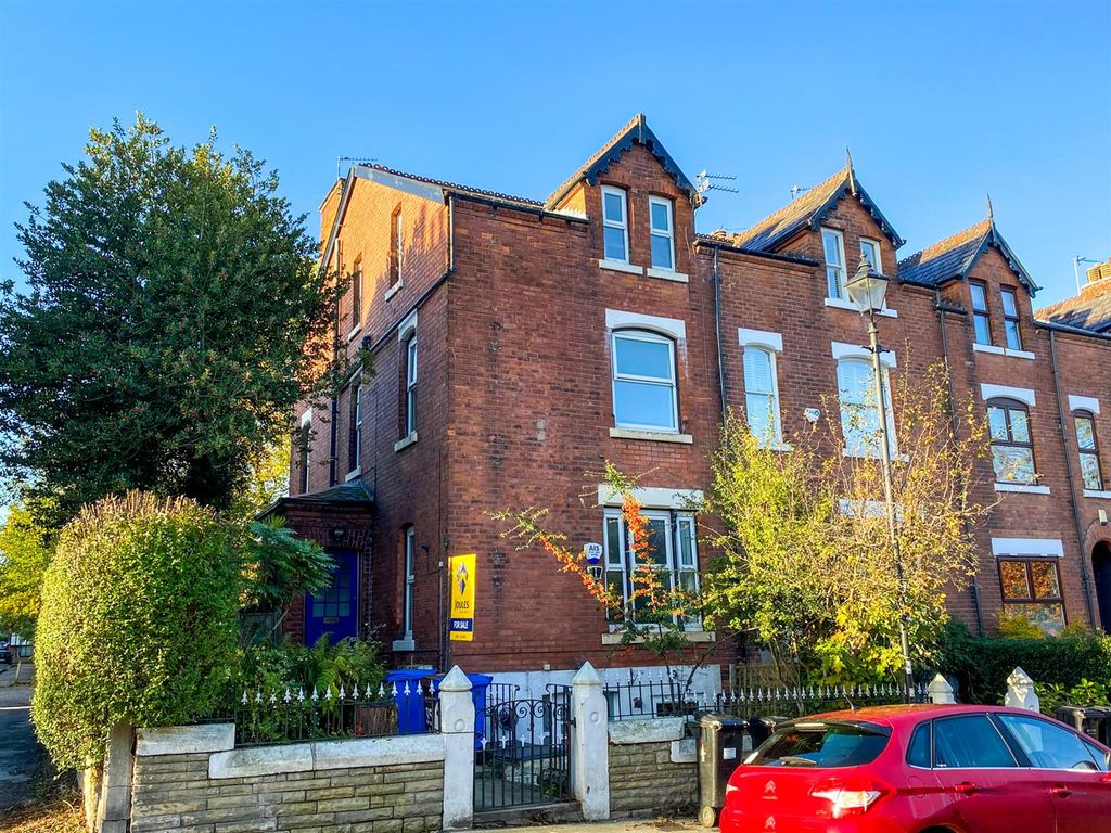 6 bed end terrace house for sale in Shaw Road, Heaton Moor, Stockport