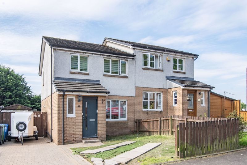 3 bed semidetached house for sale in Mary Stevenson Drive, Alloa FK10