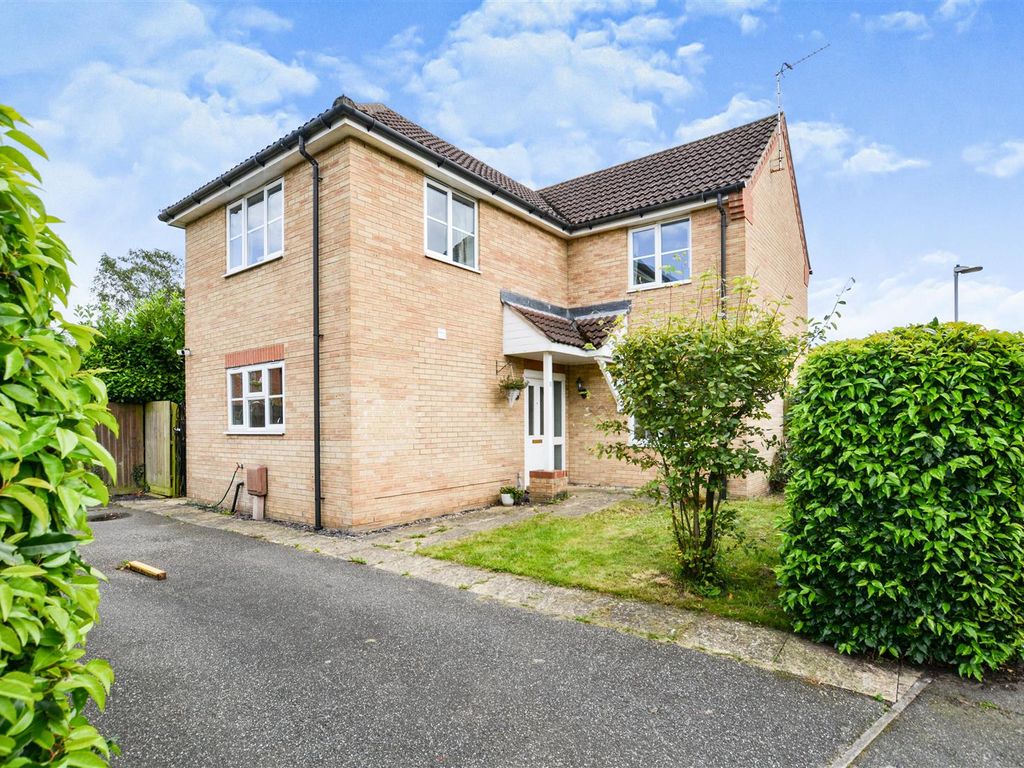 4 bed detached house for sale in West End Road, Laughton, Gainsborough