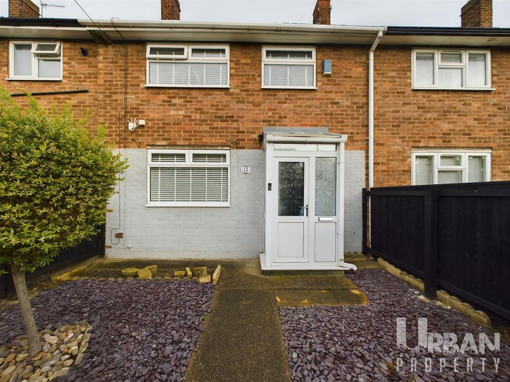 2 bed property for sale in Dart Grove, Hull HU8, £120,000 Zoopla