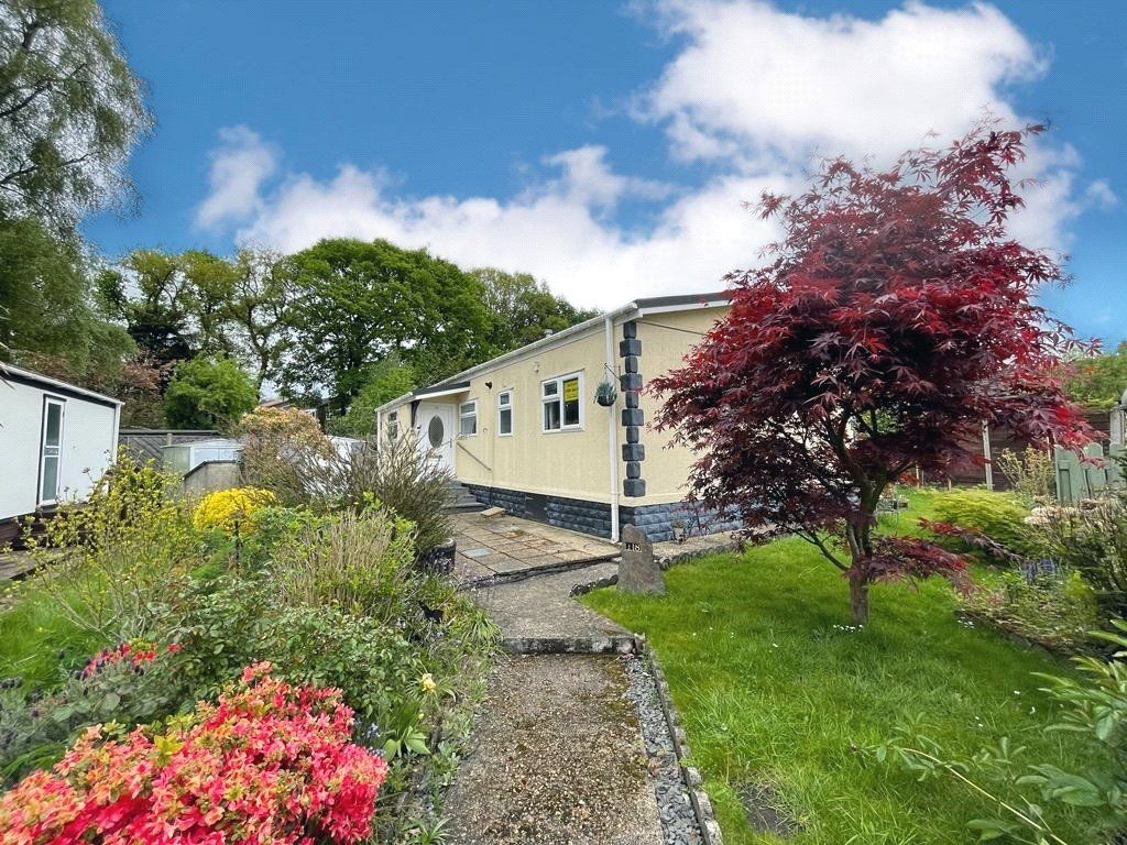 2 bed property for sale in Martins Park, Sandy Lane, Farnborough