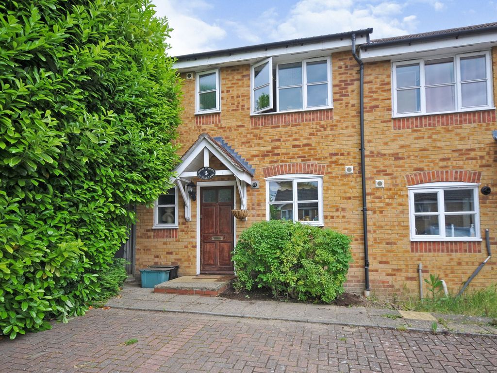 2 bed end terrace house for sale in Star Lane, Orpington BR5 Zoopla