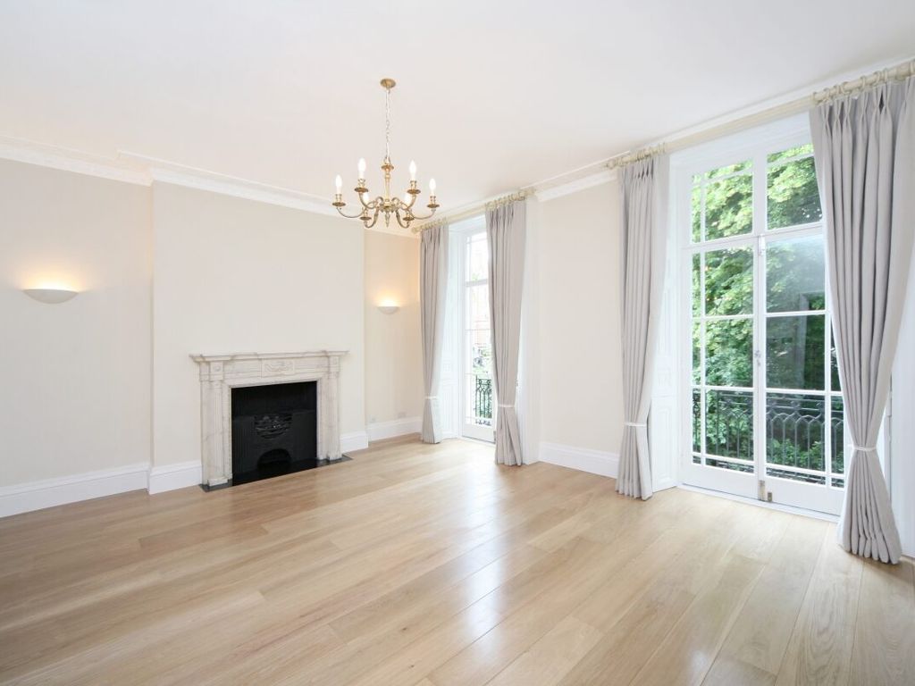 6 bed terraced house to rent in Brompton Square, London SW3 Zoopla