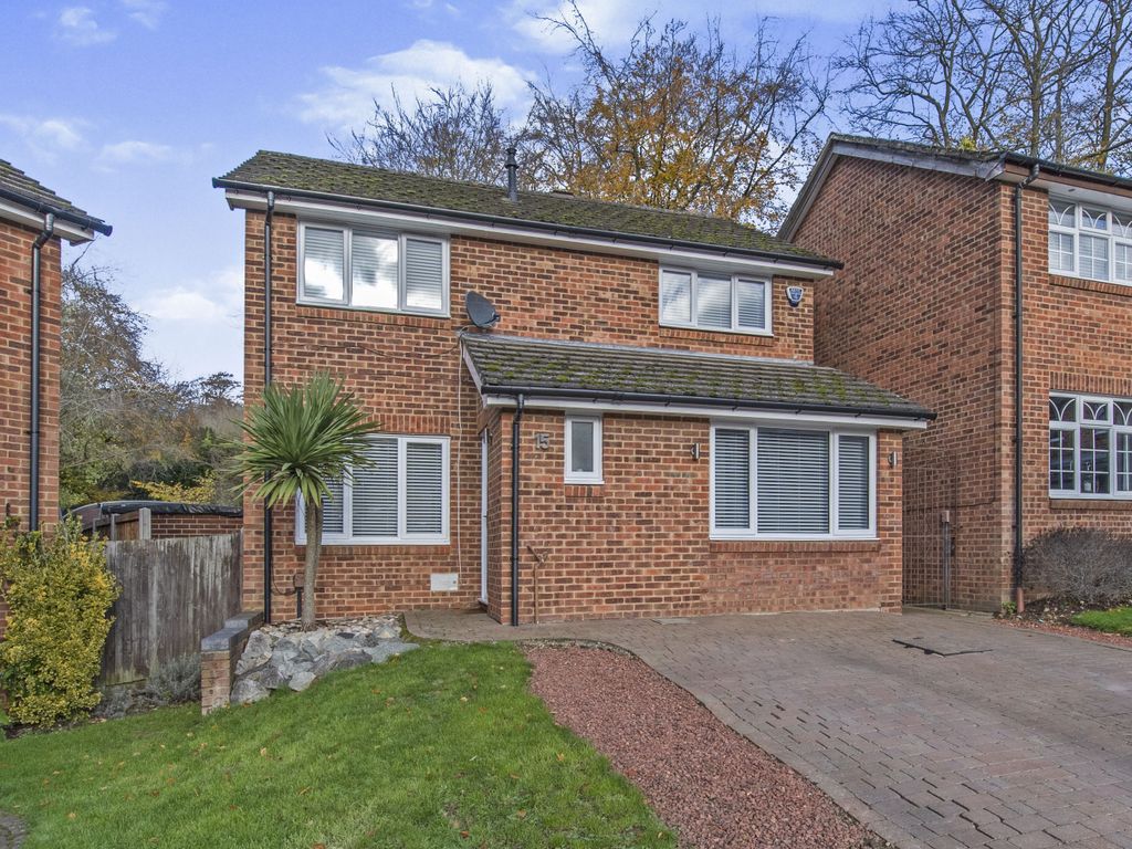 4 bed detached house for sale in Beechmore Drive, Chatham ME5 Zoopla