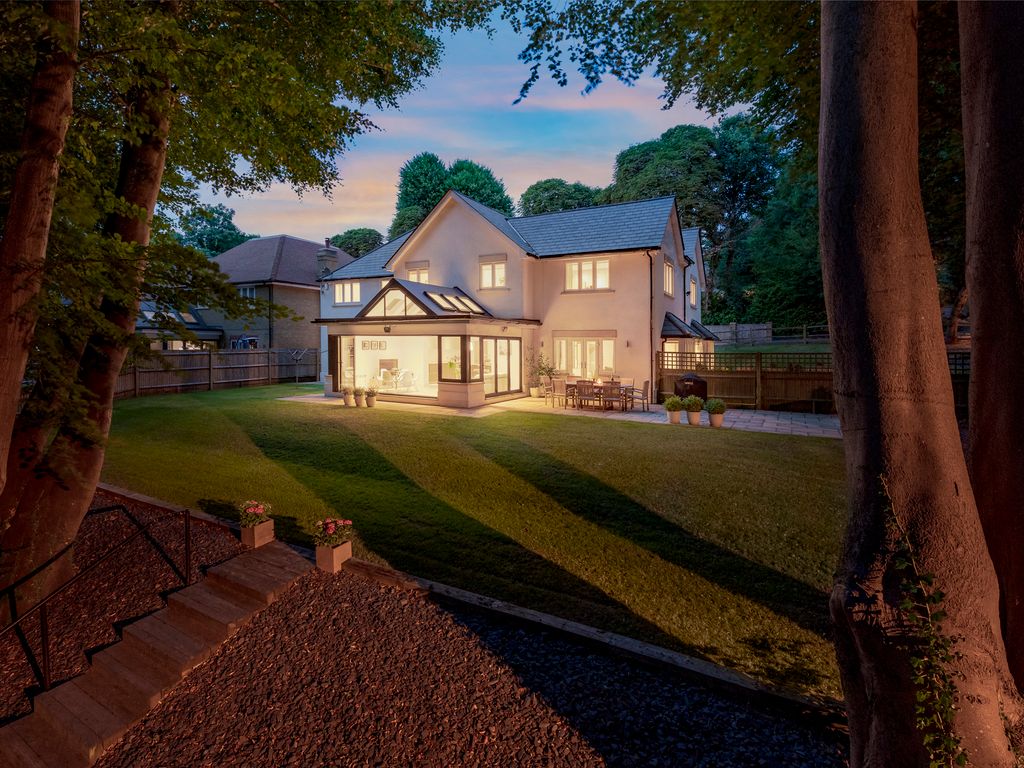 5 bed detached house for sale in Firs Road, Kenley CR8 Zoopla