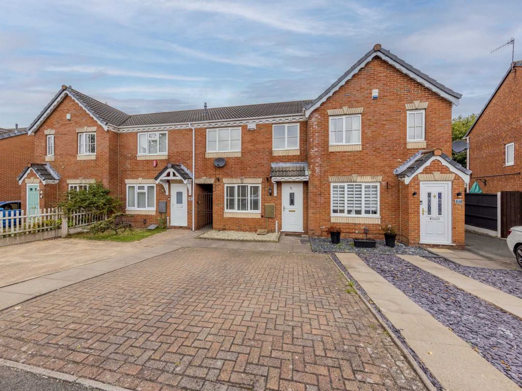 3 bed town house to rent in Waterdale Grove, Meir Hay, Stoke On Trent