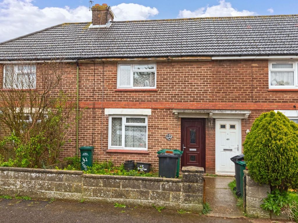 2 bed terraced house for sale in Godwin Road, Hove BN3, £300,000 Zoopla