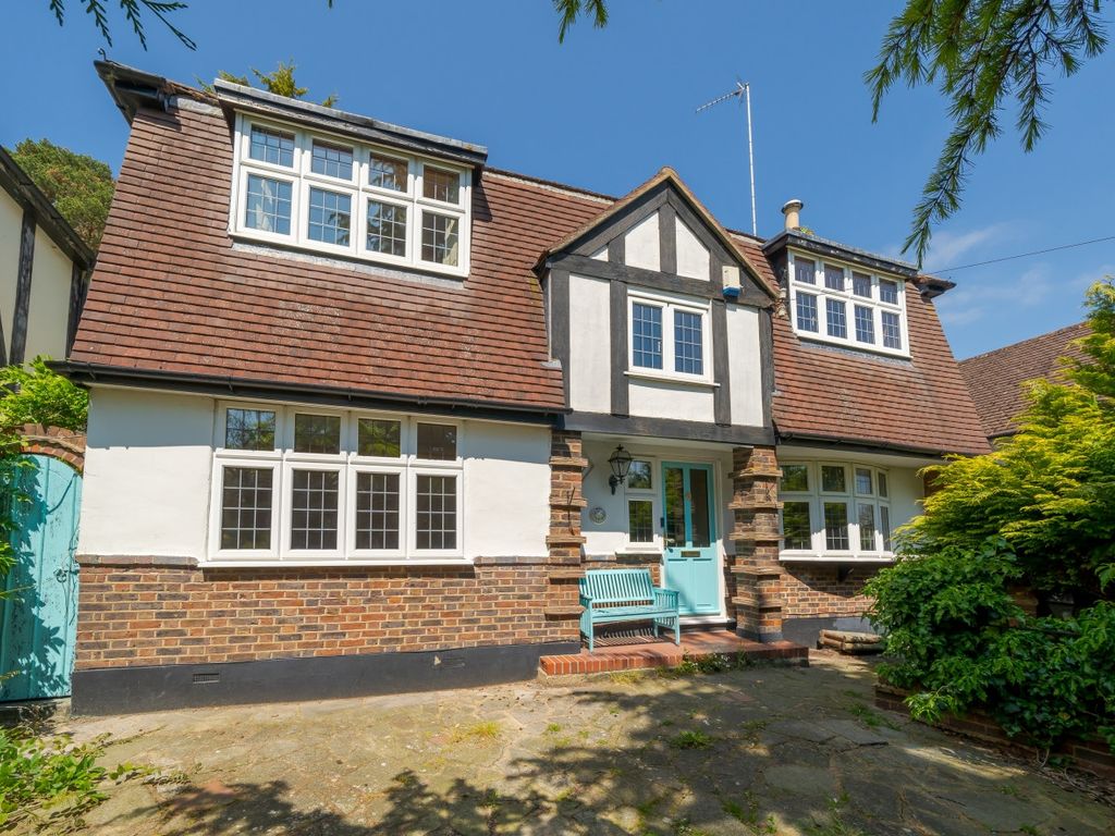 4 bed detached house for sale in Harvest Bank Road, West Wickham BR4, £