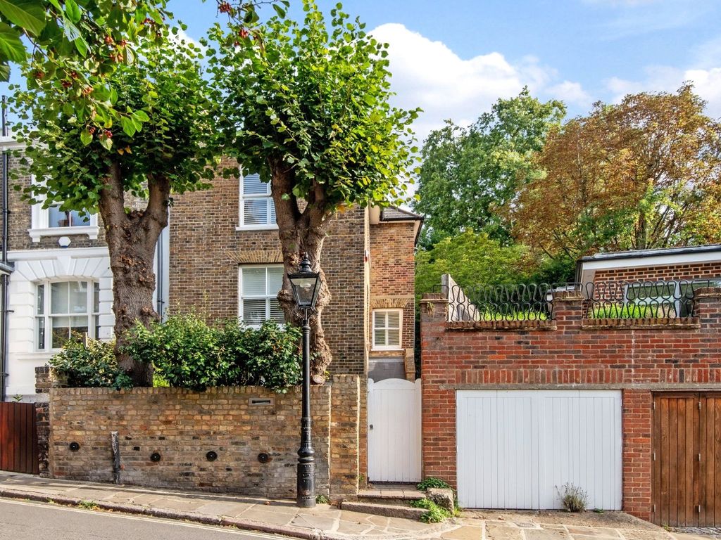 4 bed detached house for sale in Christchurch Hill, Hampstead Village