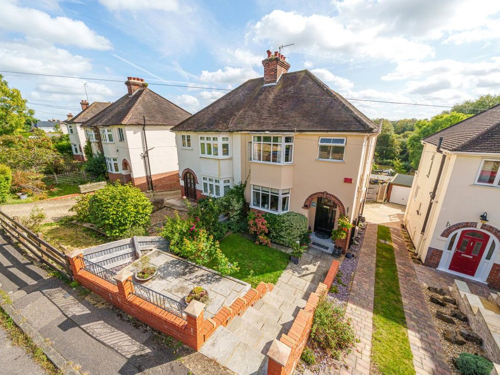 4 bed semidetached house for sale in Guildford, Surrey GU1, £750,000 Zoopla