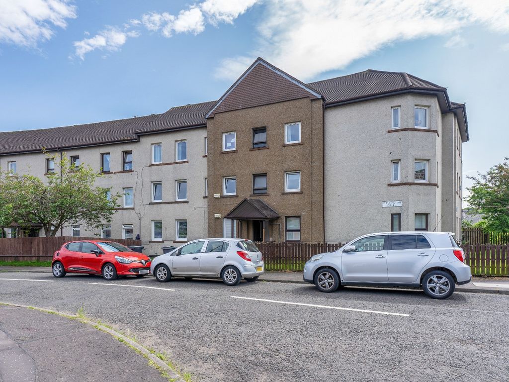 3 bed flat for sale in West Pilton Green, Edinburgh, Pilton EH4, £