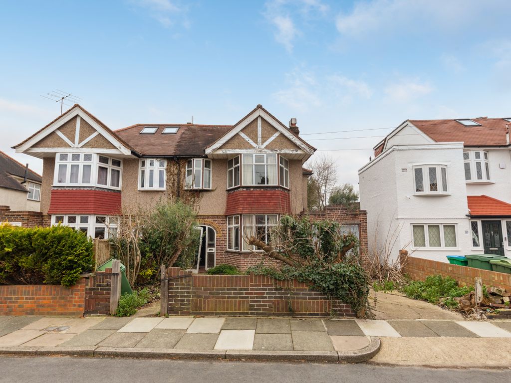Semidetached house for sale in Blandford Avenue, Whitton, Twickenham