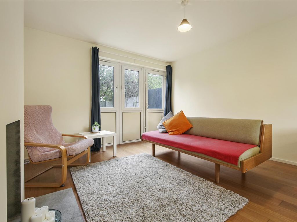 1 bed flat to rent in Vawdrey Close, Stepney Green E1, £1,850 pcm Zoopla