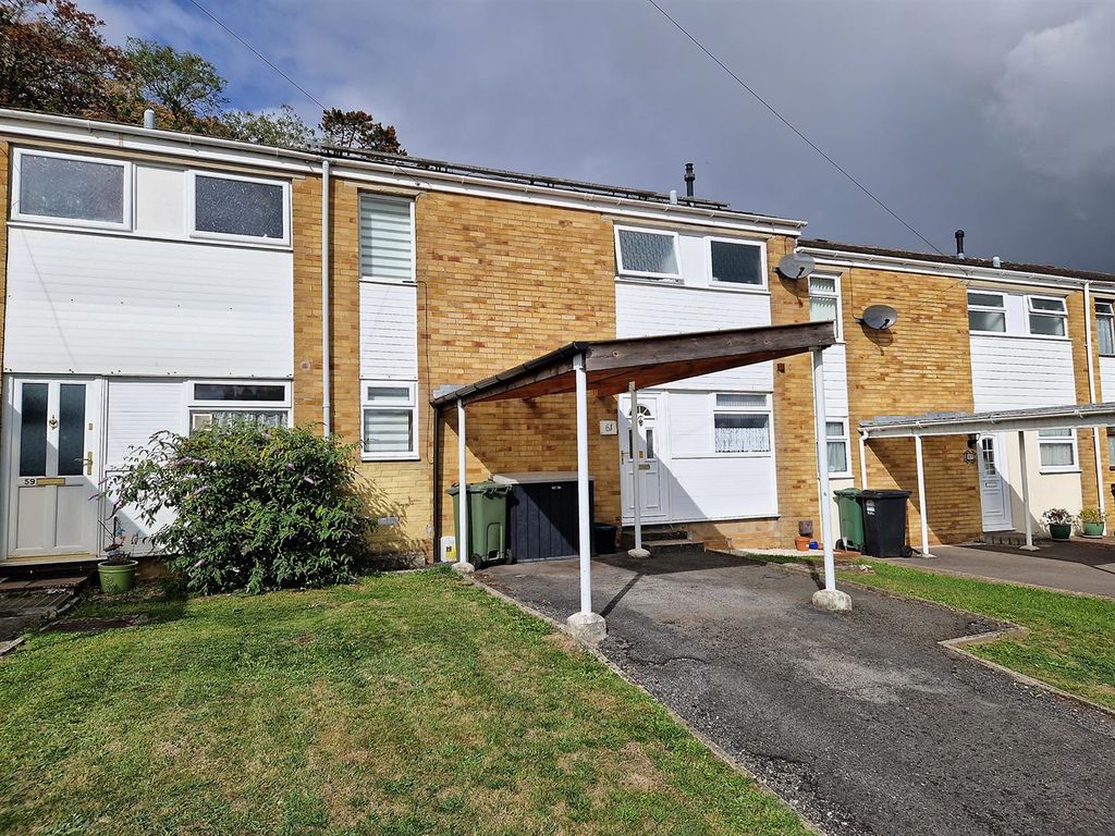 3 bed terraced house for sale in Pilgrims Way, Worle, WestonSuperMare
