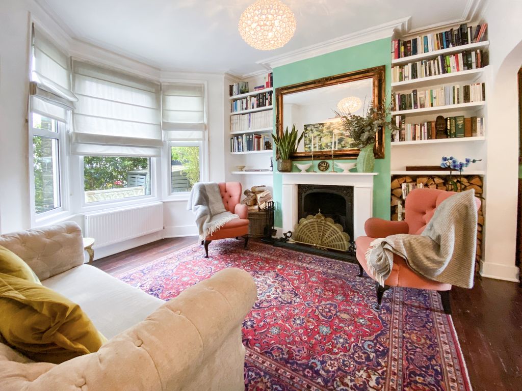 Elcot Avenue, Peckham SE15  