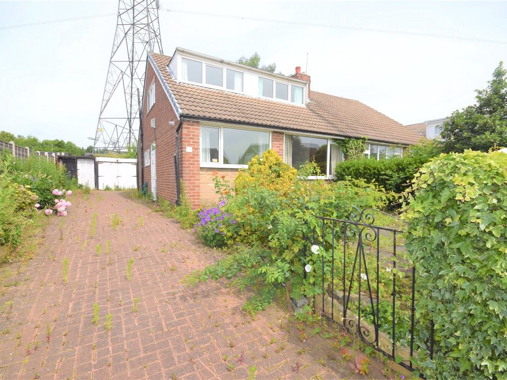 3 bed bungalow for sale in Lingwell Gate Drive, Outwood, Wakefield WF1