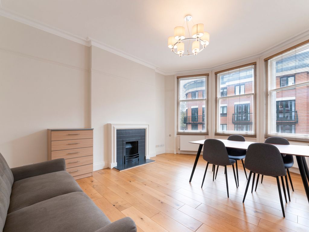 2 bed flat to rent in Ridgmount Gardens, Bloomsbury WC1E, £3,142 pcm