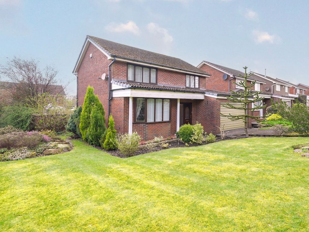 4 bed detached house for sale in Cox Green Road, Egerton, Bolton BL7, £