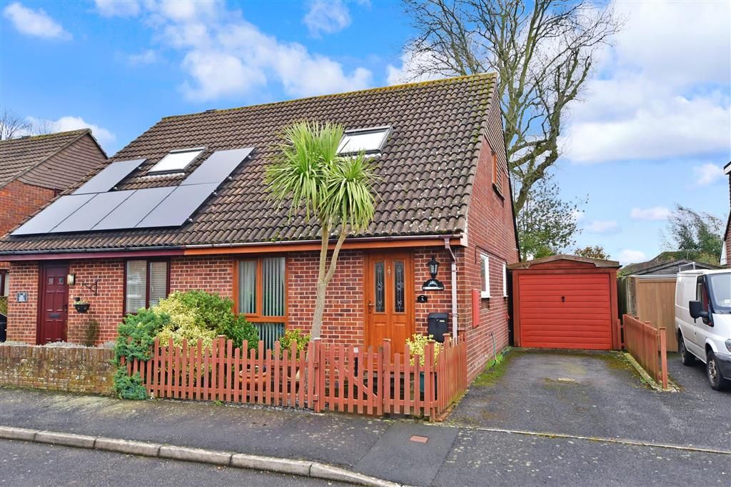 2 bed semidetached bungalow for sale in Caedwalla Drive, Tangmere