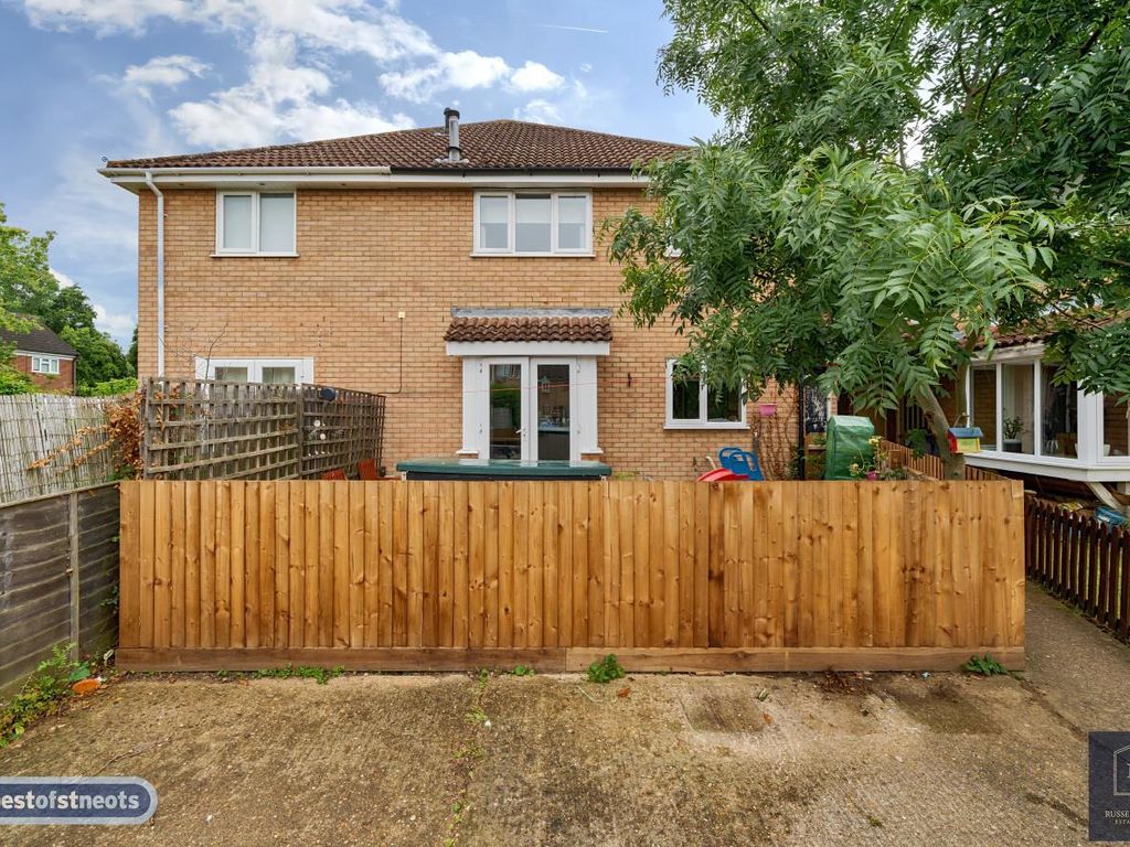 2 bed detached house for sale in Alder Close, Eaton Ford, St. Neots